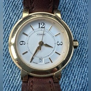 Coach Swiss Movement Leather Strap Watch Gold Tone With Date